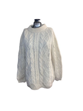 Hand knit Cream Wool Cable Knit Sweater Size M